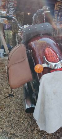 2017 Indian, dovoz USA — foto 11 z 12