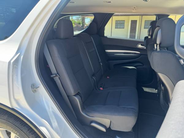 2015 Dodge, dovoz USA — foto 11 z 12