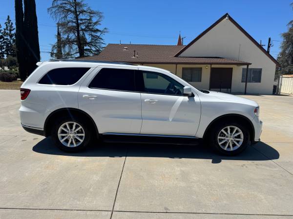 2015 Dodge, dovoz USA — foto 4 z 12