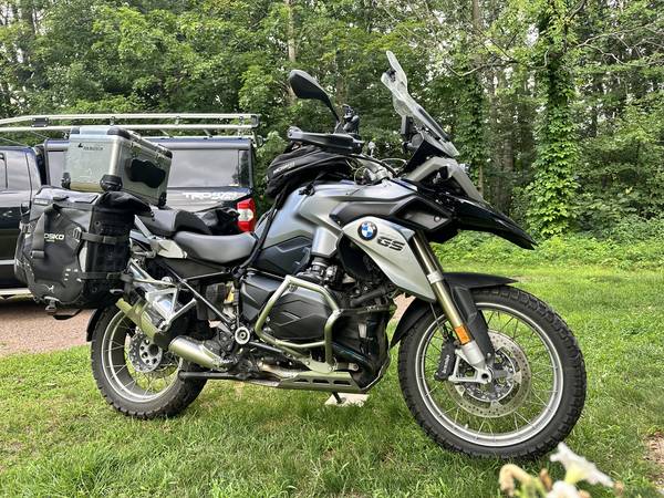 2016 BMW, dovoz USA — foto 2 z 3
