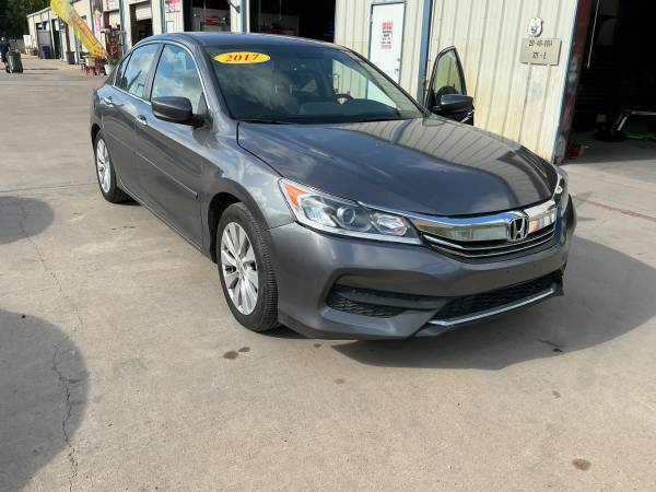 2017 Honda, dovoz USA — foto 2 z 6