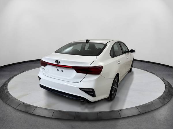 2021 Kia, dovoz USA — foto 2 z 11