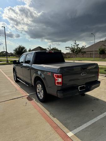 2018 Ford, dovoz USA — foto 4 z 12