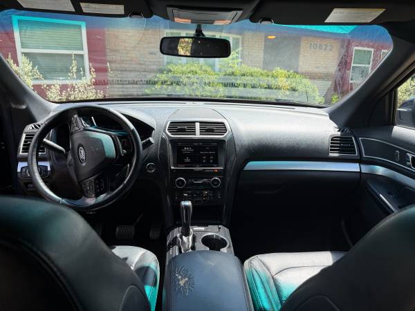 2016 Ford, dovoz USA — foto 7 z 7