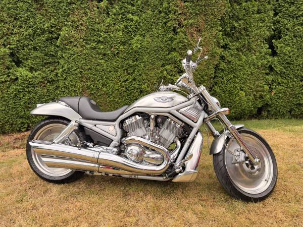 Harley-Davidson, dovoz USA — foto 1