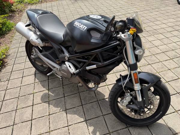 2009 Ducati, dovoz USA — foto 3 z 3