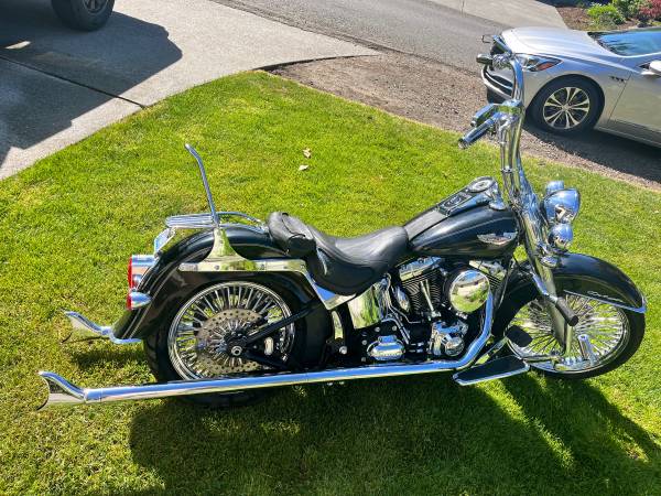 2013 Harley-Davidson, dovoz USA — foto 3 z 10