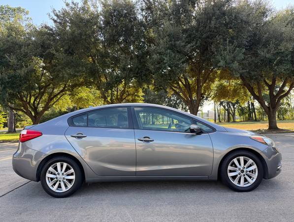 2016 Kia, dovoz USA — foto 6 z 12