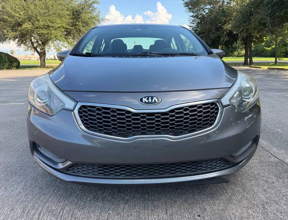 2016 Kia, dovoz USA — foto 8 z 12