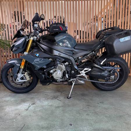 2017 BMW, dovoz USA — foto 6 z 12