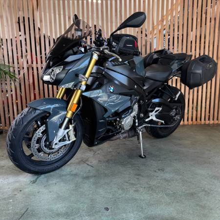2017 BMW, dovoz USA — foto 9 z 12