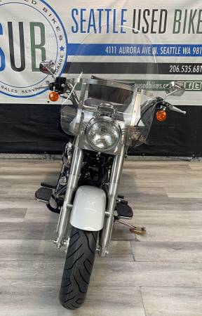 2003 Harley-Davidson, dovoz USA — foto 10 z 12