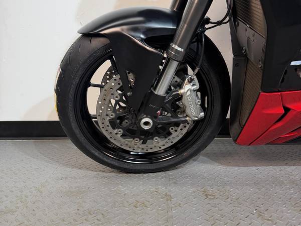 2022 Ducati, dovoz USA — foto 10 z 12