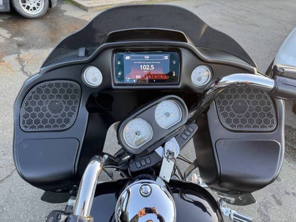 2019 Harley-Davidson, dovoz USA — foto 3 z 9
