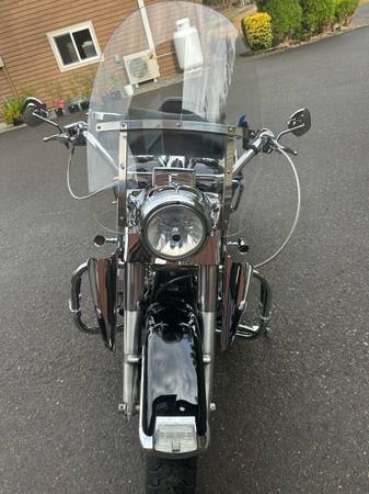 2008 Harley-Davidson, černá, dovoz USA — foto 2 z 11
