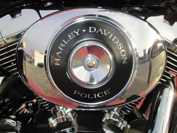 2000 Harley-Davidson, dovoz USA — foto 4 z 12