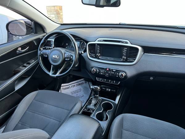 2017 Kia, dovoz USA — foto 12 z 12
