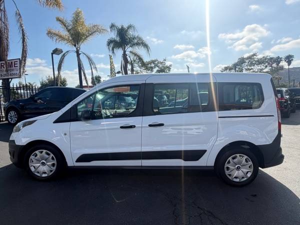 2012 Ford, dovoz USA — foto 6 z 12