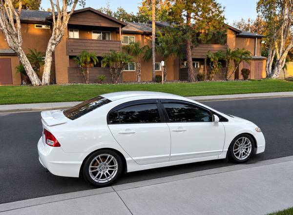 2011 Honda, dovoz USA — foto 4 z 6