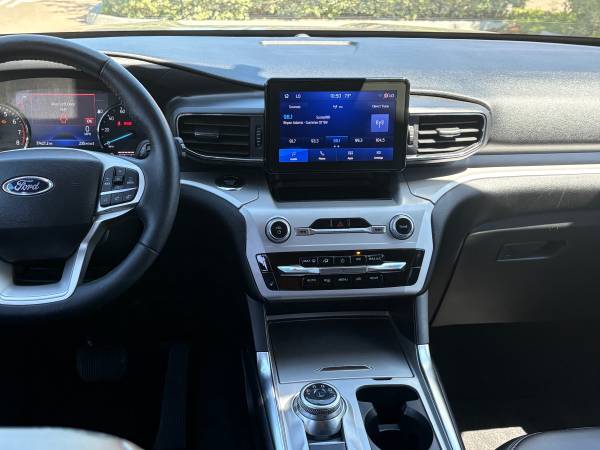2023 Ford, dovoz USA — foto 10 z 12