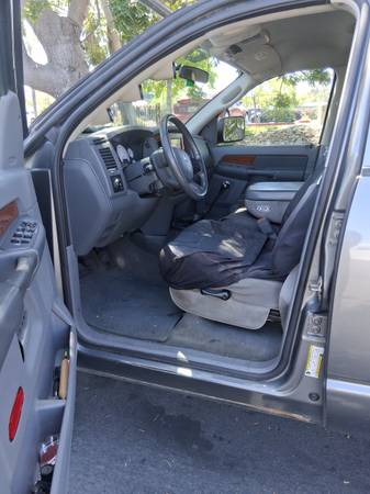 2006 Dodge, dovoz USA — foto 8 z 12