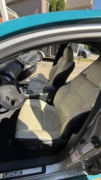 Lexus IS 4dr Sdn, 124 000 km, dovoz Kanada — foto 12 z 12