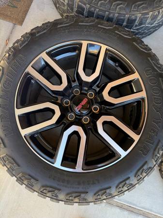 Kola — GMC, dovoz USA — foto 3 z 12