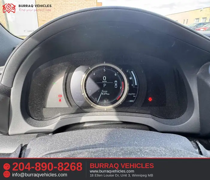 2014 Lexus IS 4dr Sdn AWD, modrá, 153 427 km, dovoz Kanada — foto 8 z 10