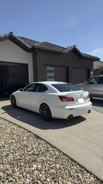 2012 Lexus IS 4dr Sdn, bílá, 17 400 km, dovoz Kanada — foto 5 z 12