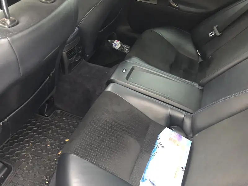 2012 Lexus IS, 93 000 km, dovoz Kanada — foto 5 z 5