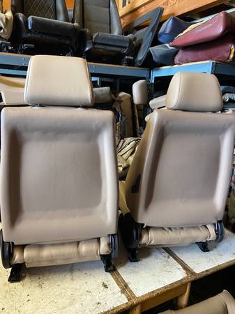 Sedačky — BMW, dovoz USA — foto 4 z 5
