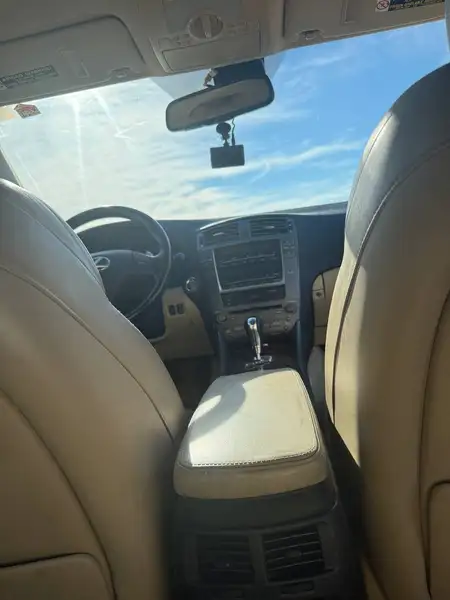 2007 Lexus IS, černá, 209 000 km, dovoz Kanada — foto 9 z 12