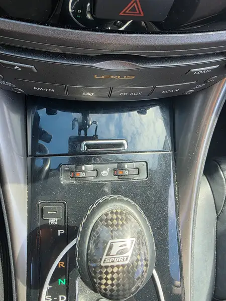 2011 Lexus IS, černá, 184 782 km, dovoz Kanada — foto 12 z 12