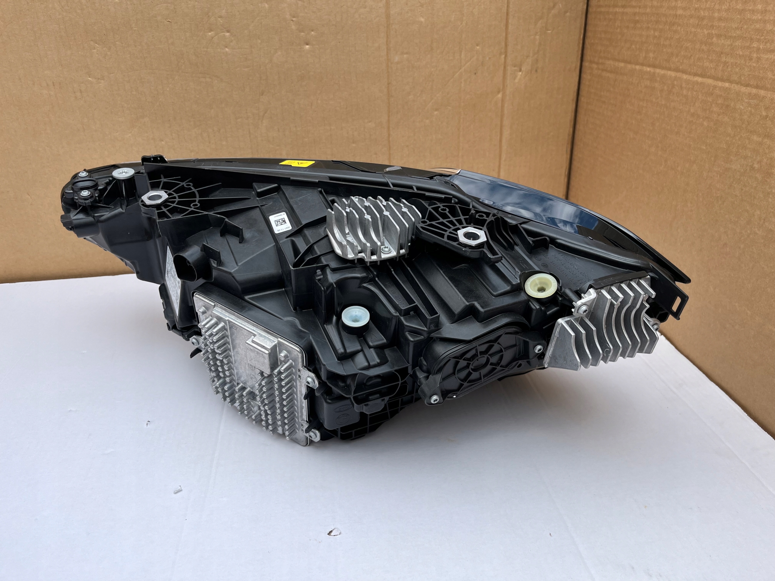 Laserový světlomet — BMW M4, černá, dovoz Skladem v EU — foto 7 z 14