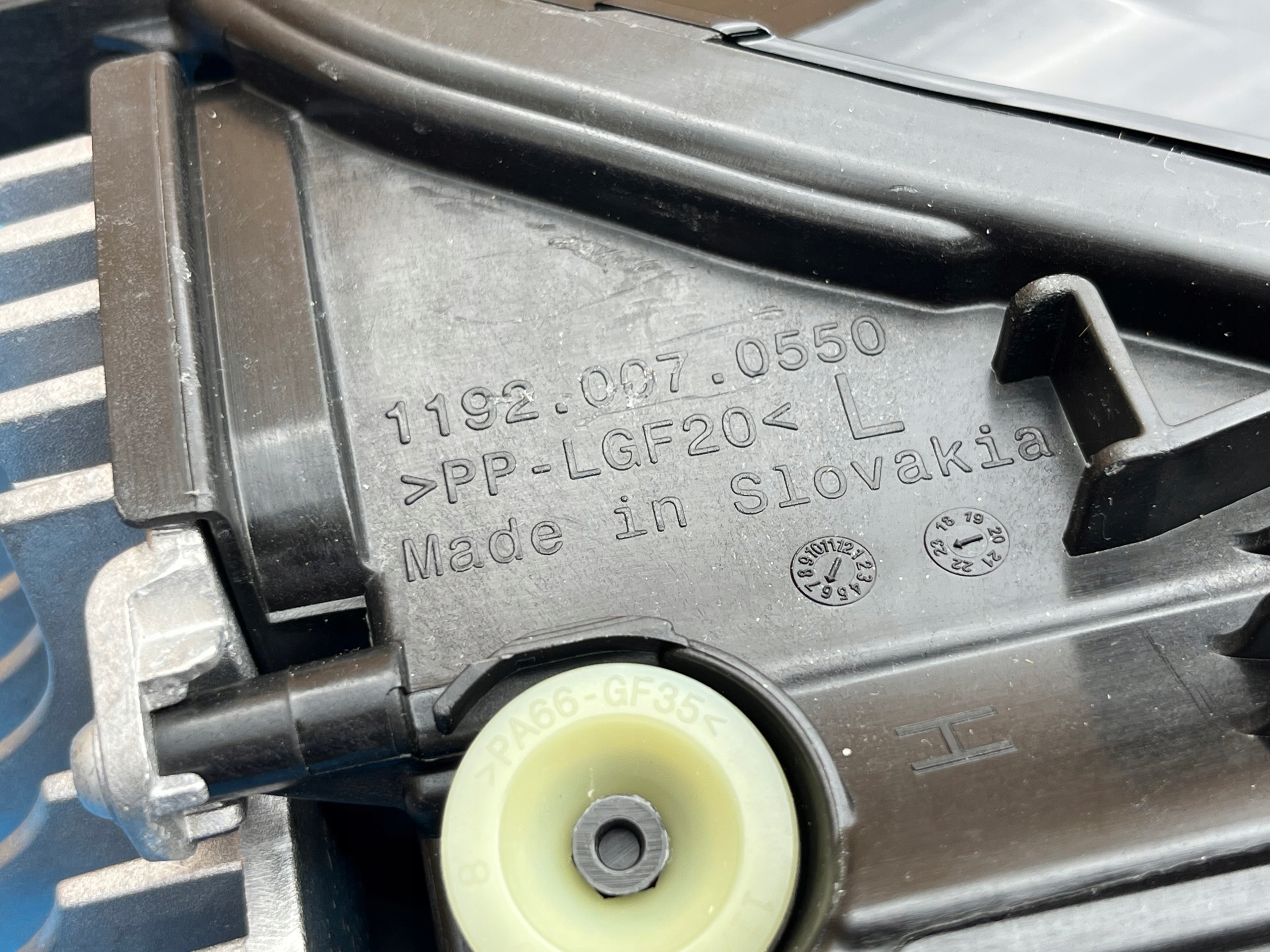 Laserový světlomet — BMW M4, černá, dovoz Skladem v EU — foto 5 z 12