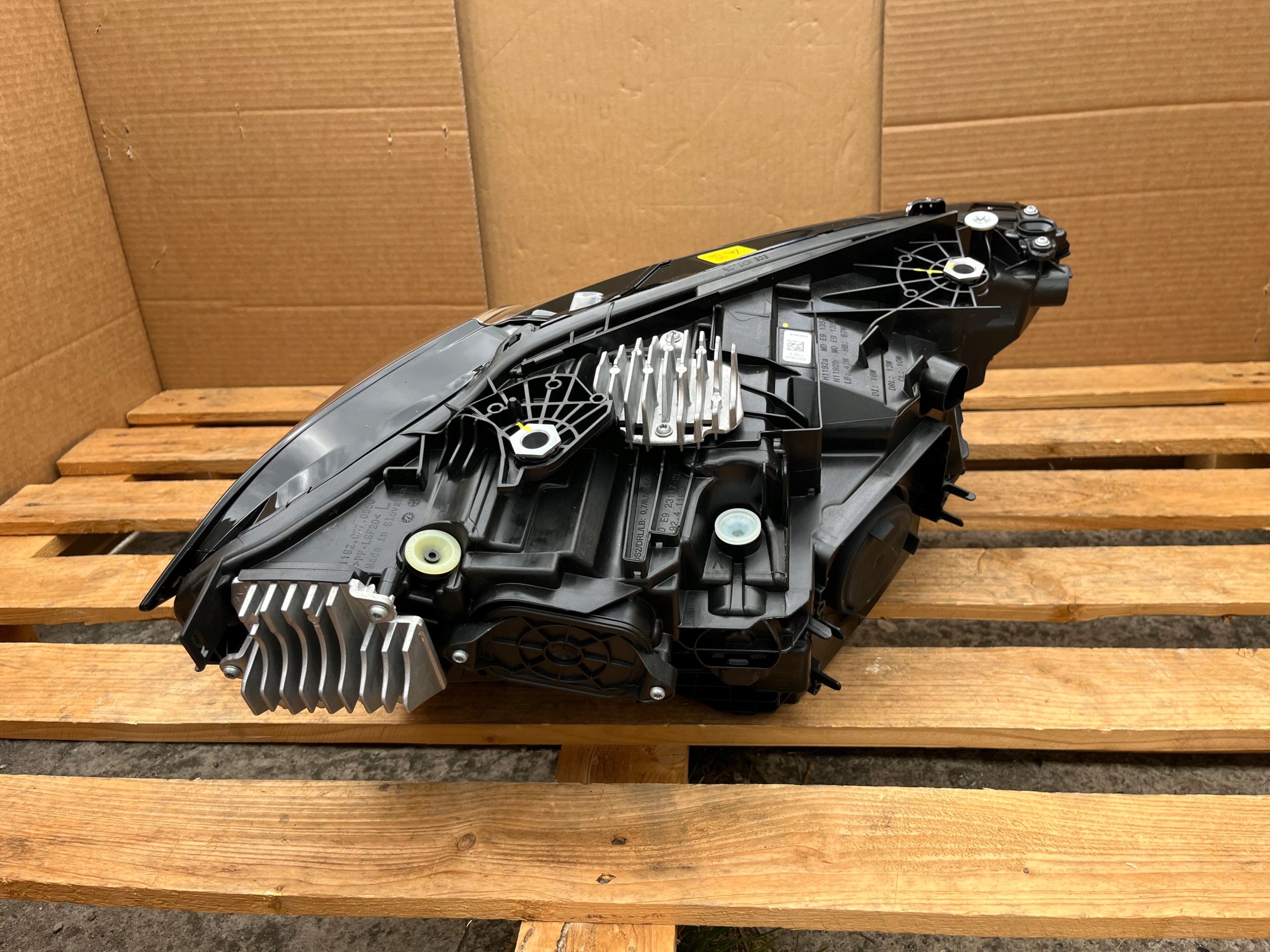 Světlomet — BMW M3, černá, Skladem v EU — foto 9 z 14