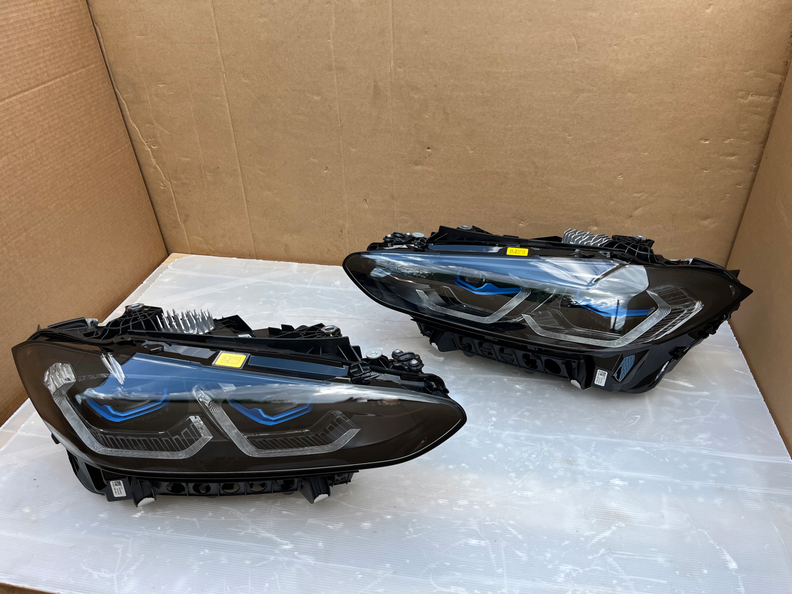 Laserový světlomet — BMW M3, černá, dovoz Skladem v EU — foto 12 z 12
