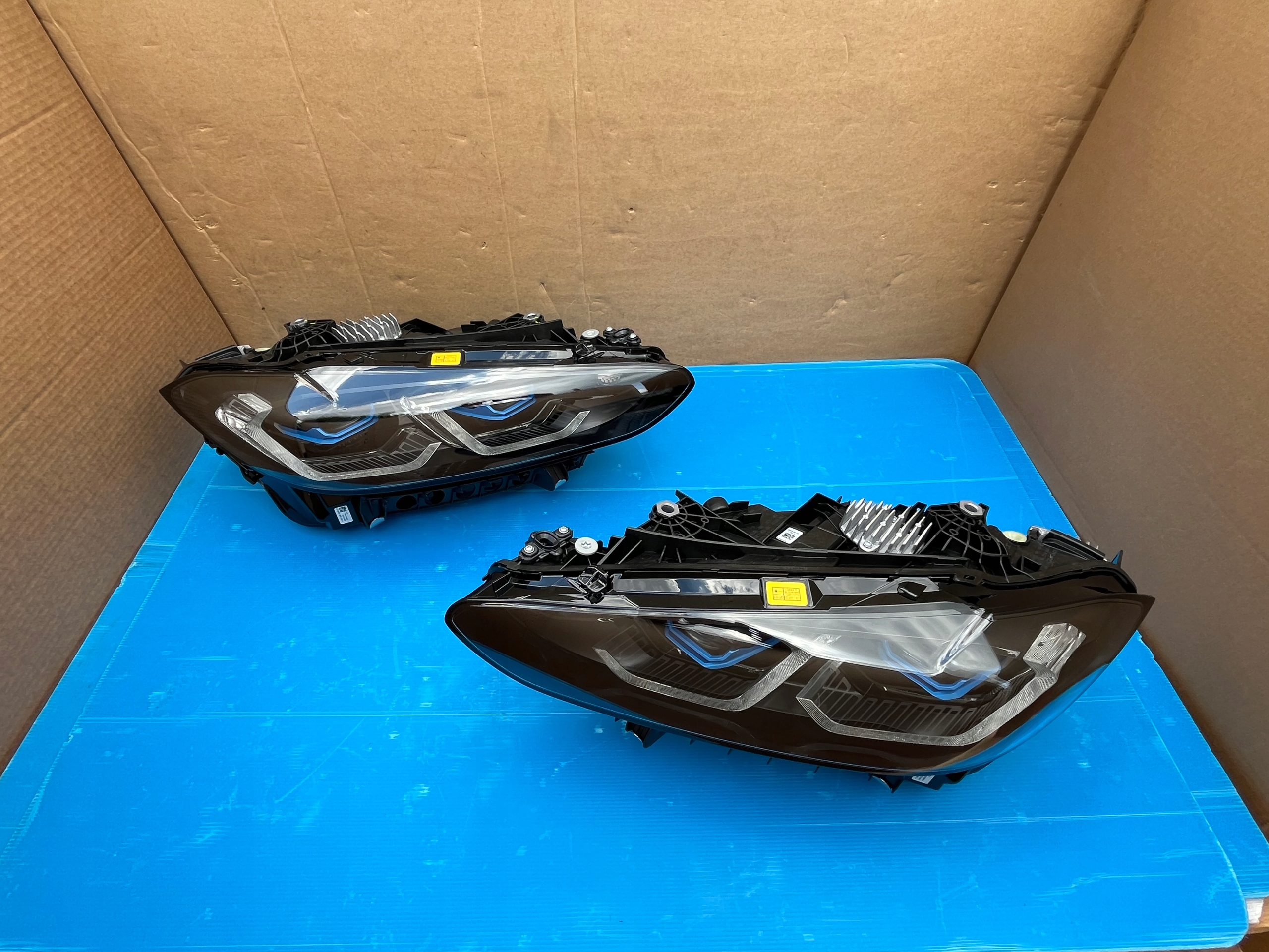 Laserový světlomet — BMW M3, černá, dovoz Skladem v EU — foto 10 z 11