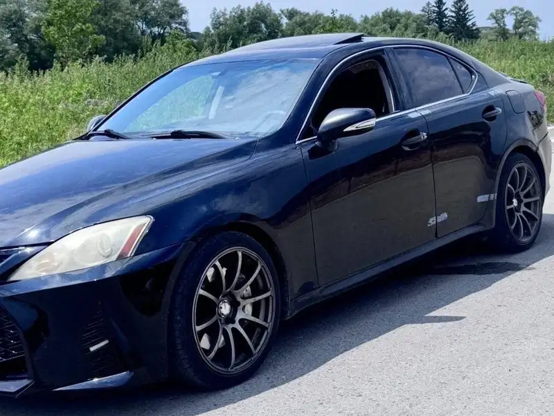 2007 Lexus IS, modrá, 255 000 km, dovoz Kanada — foto 3 z 6