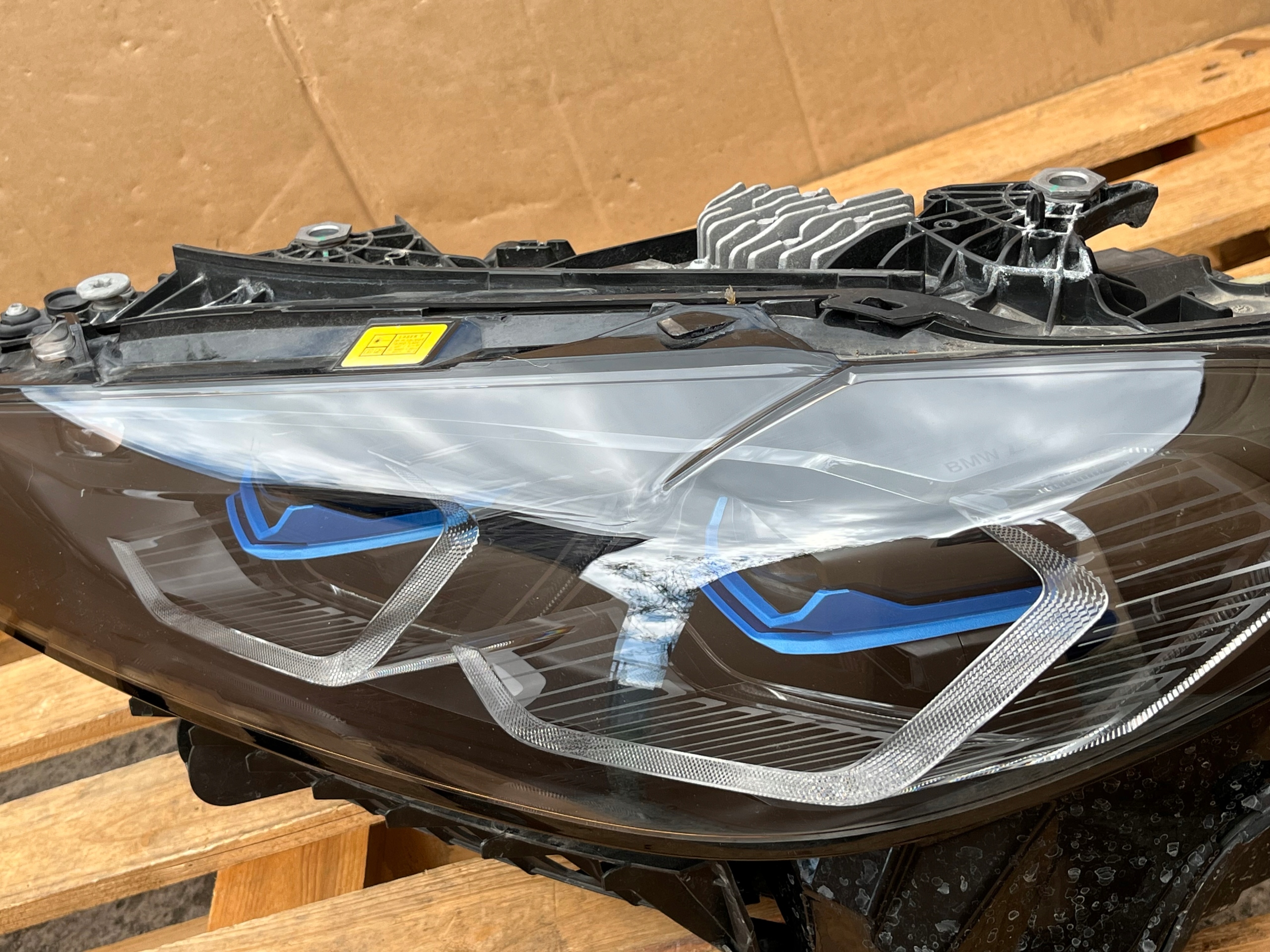 Světlomet — BMW M3, černá, Skladem v EU — foto 5 z 12
