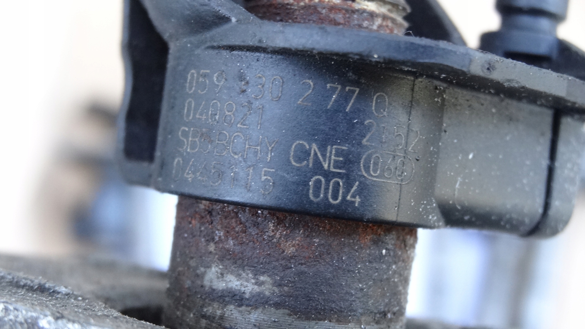 Vstřikovač Bosch 0445116039 — Audi A4, Skladem v EU — foto 8 z 13