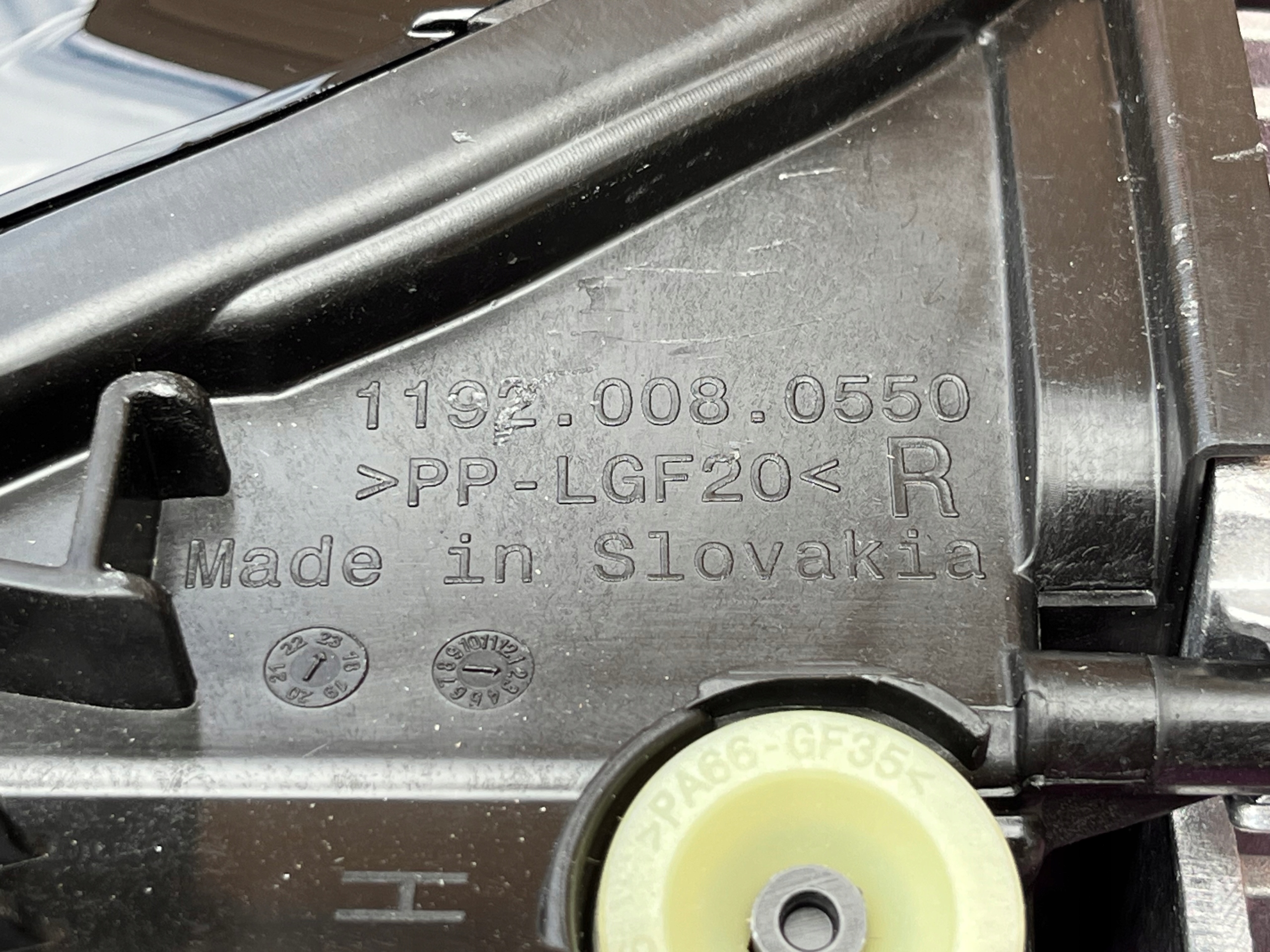 Světlomet — BMW M4, černá, dovoz Skladem v EU — foto 7 z 13