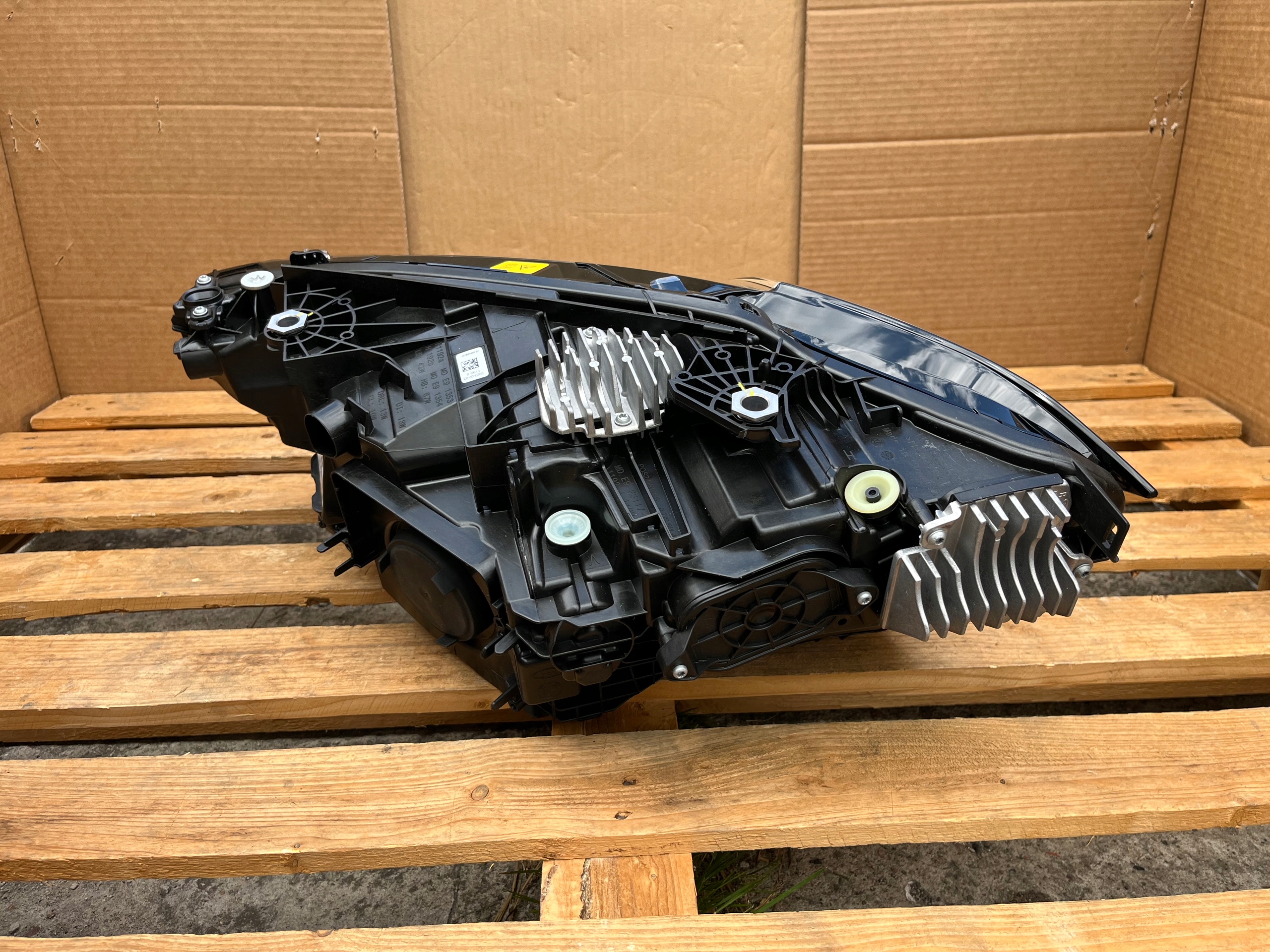 Světlomet — BMW M4, černá, Skladem v EU — foto 5 z 13