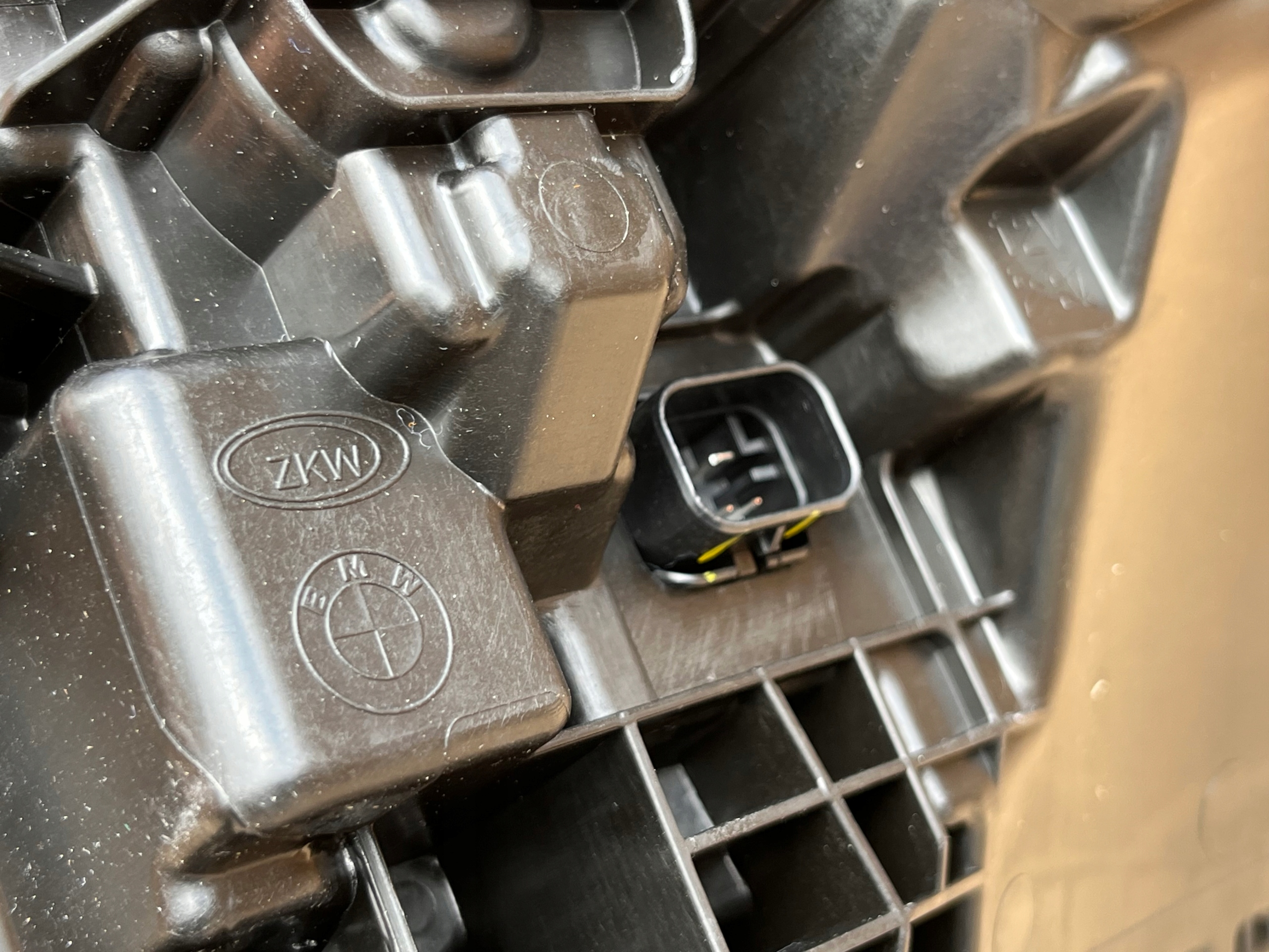 Světlomet — BMW M4, černá, Skladem v EU — foto 11 z 15