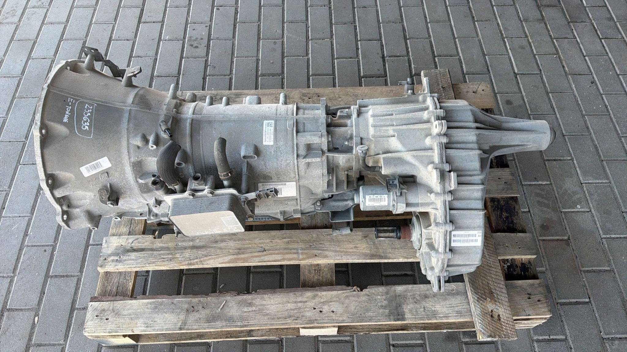 Převodovka P68550344AA — RAM 5.7, dovoz Skladem v EU — foto 1