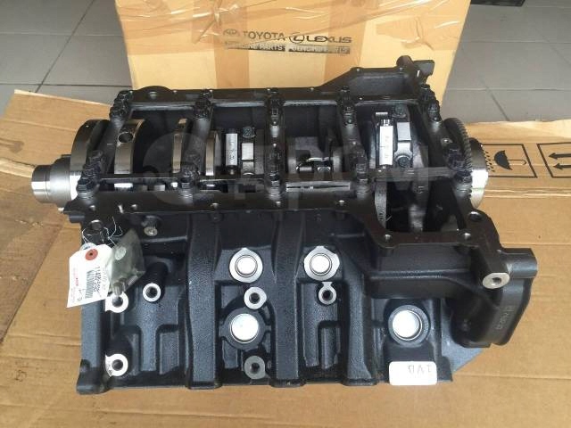 Motor 1140051020 — Lexus 4.5 D4D, Skladem v EU — foto 2 z 2