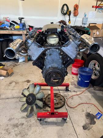 OEM komponent — Chevrolet 6.0, dovoz USA — foto 1