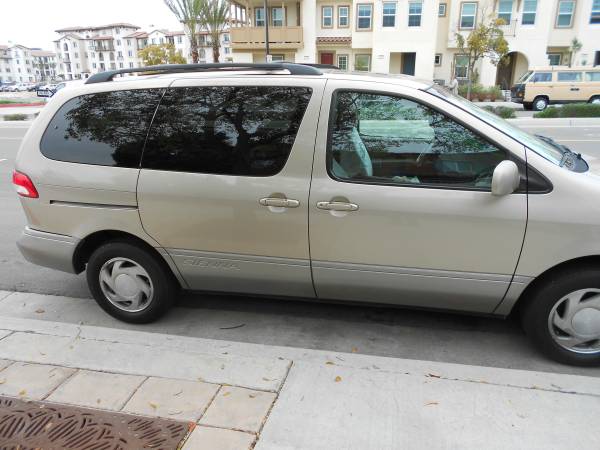Pneumatiky — Seat, dovoz USA — foto 3 z 12