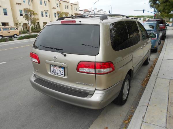 Pneumatiky — Toyota, dovoz USA — foto 2 z 12