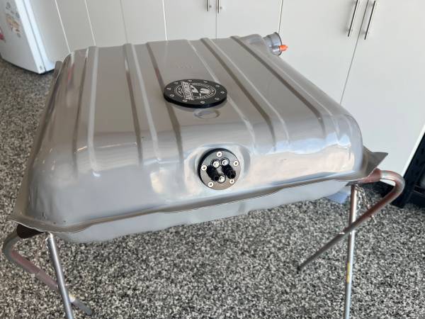 OEM komponent — Chevrolet, dovoz USA — foto 1